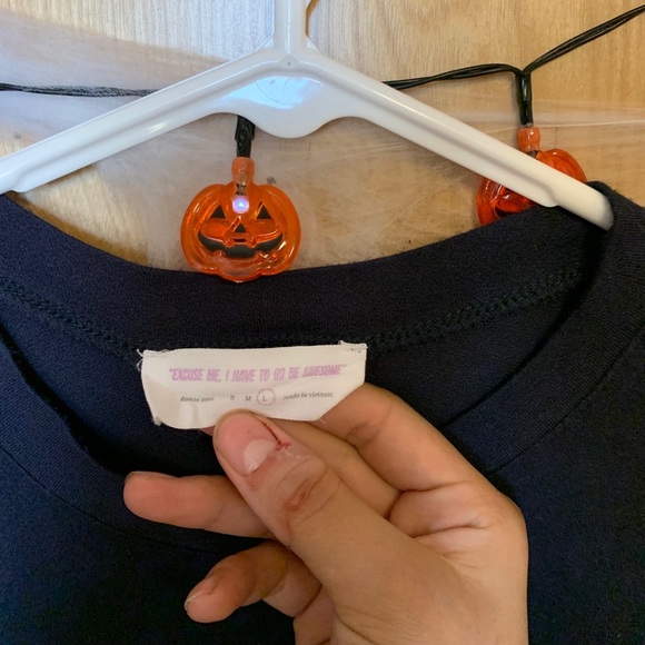 Shirt - Picture 2 of 3